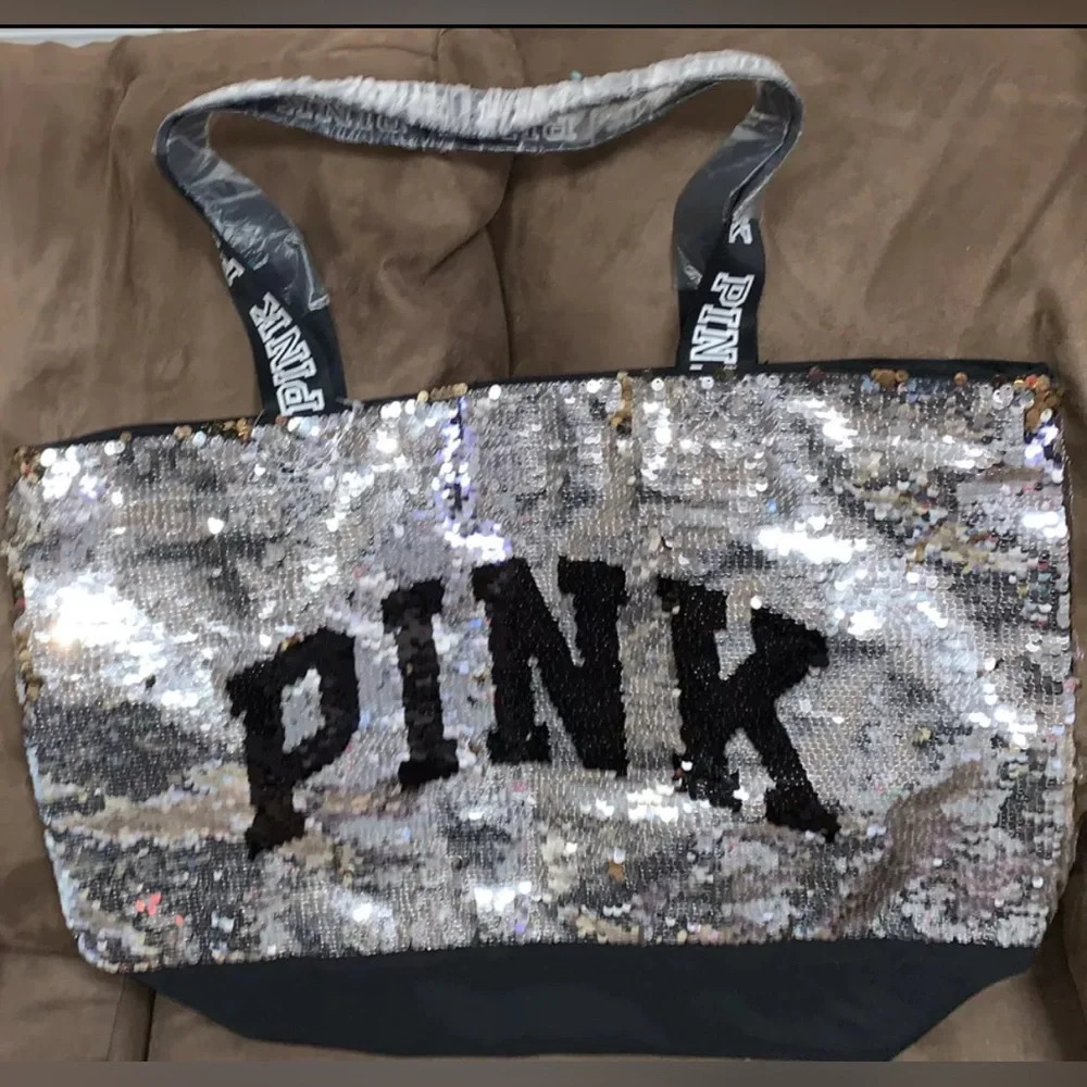 VS PINK TOTE 15” SHIMMERING FLIP SEQUINS SILVER/GOLD TAKE ANYWHERE TOTE SUPER !! - Picture 8 of 8
